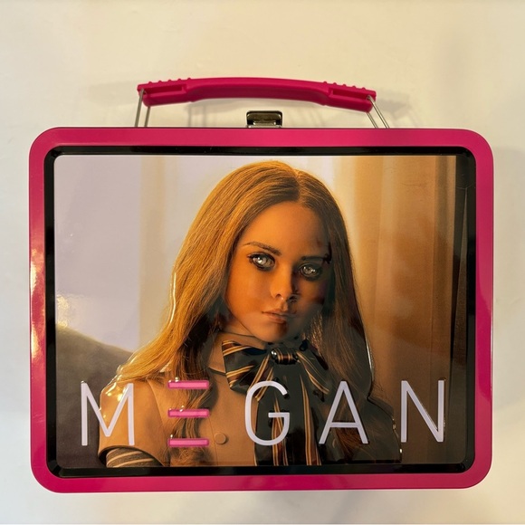 Megan movie tin lunch box NEW - Picture 7 of 7